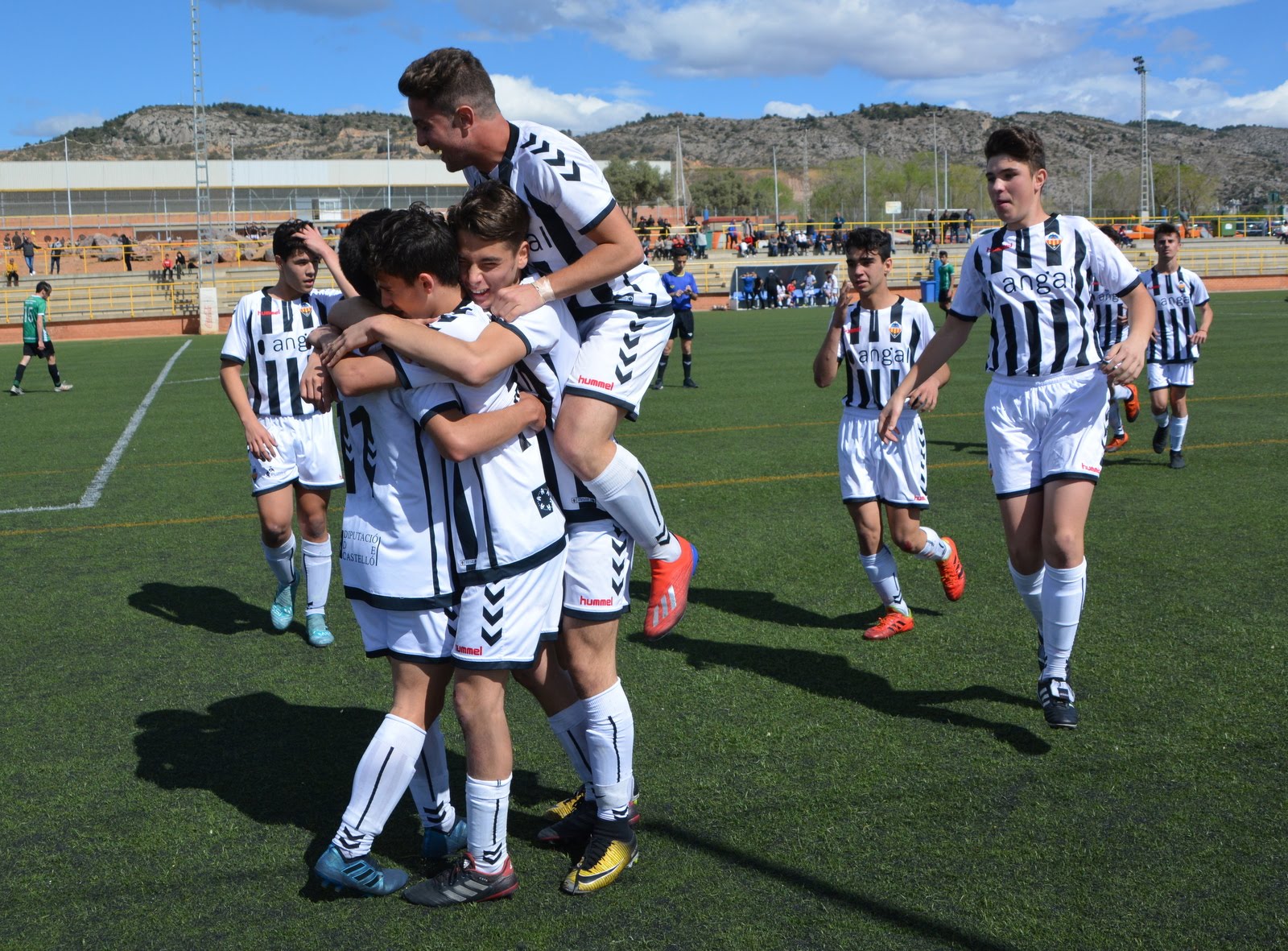 La Cantera Albinegra también ‘jugará’ ante el Peralada