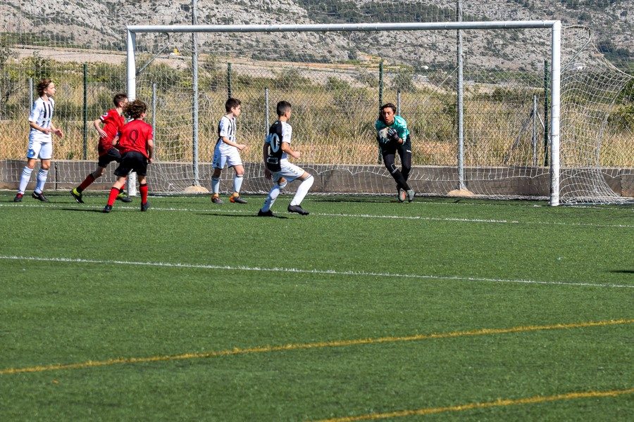 gallery-item