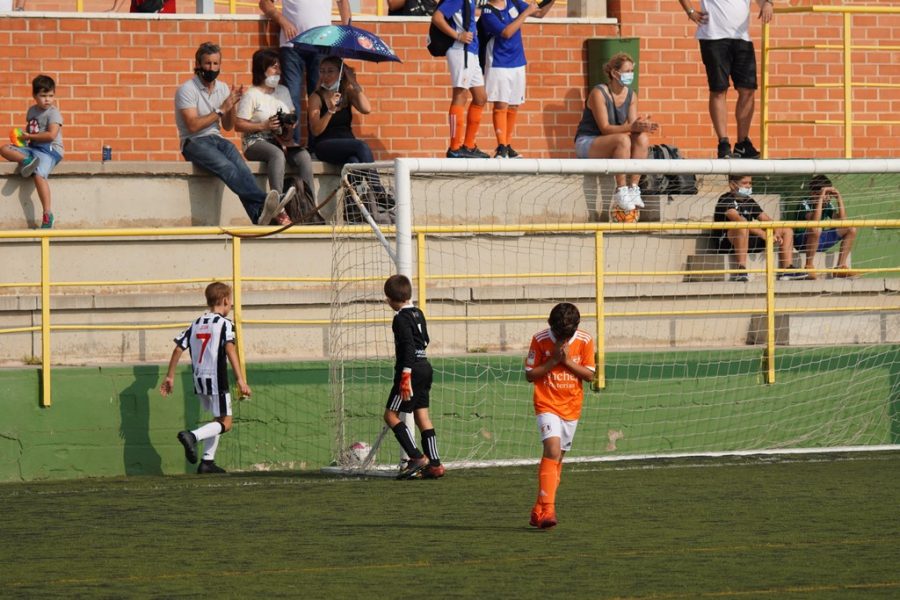 gallery-item