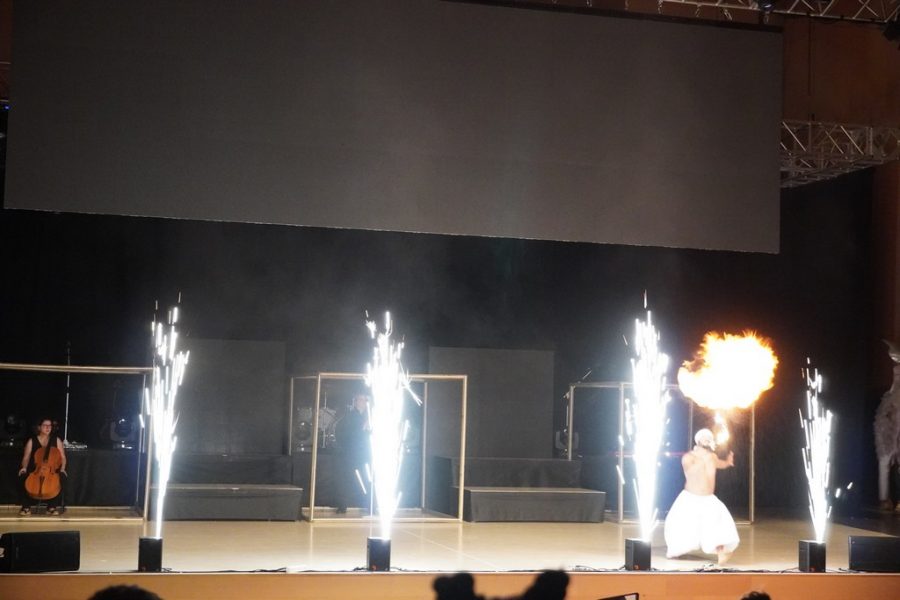 gallery-item