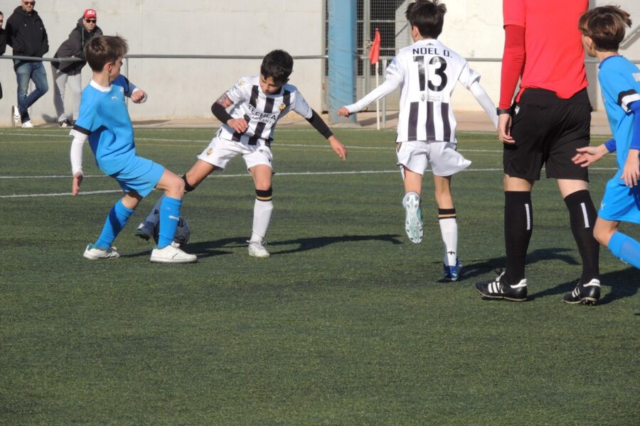 gallery-item