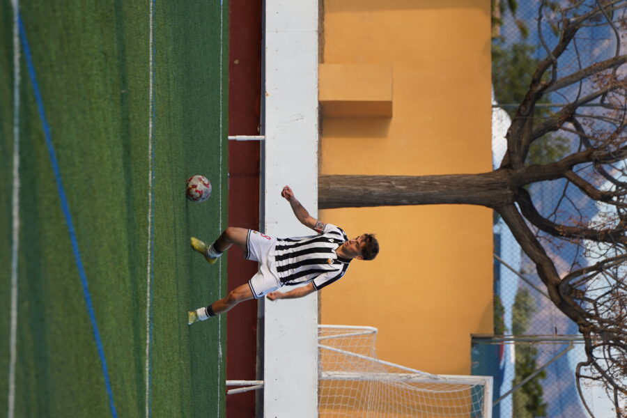gallery-item