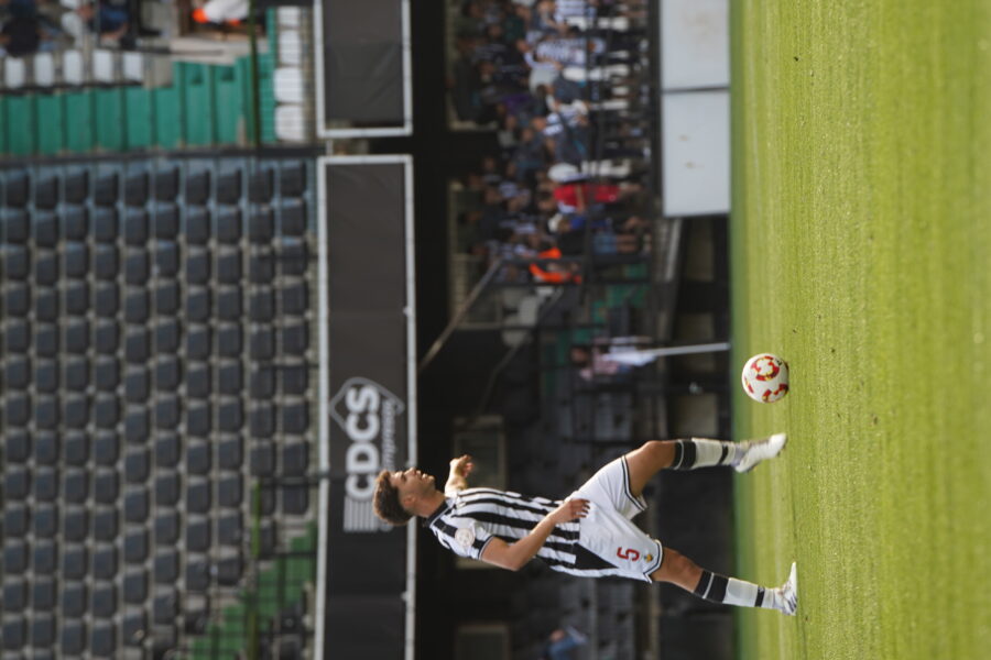 gallery-item