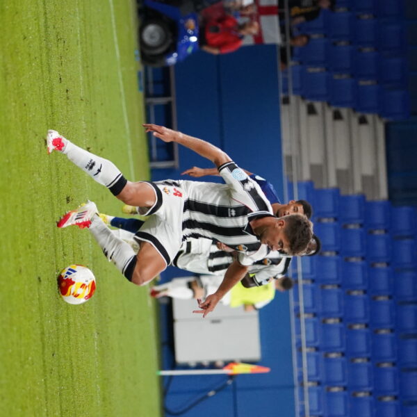gallery-item