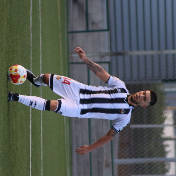 gallery-item