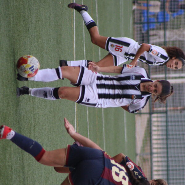 gallery-item