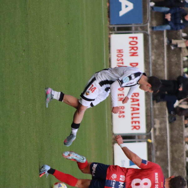 gallery-item