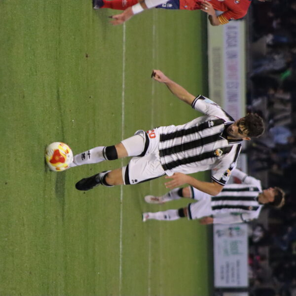 gallery-item