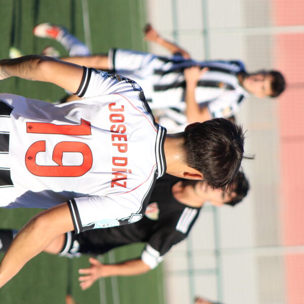 gallery-item