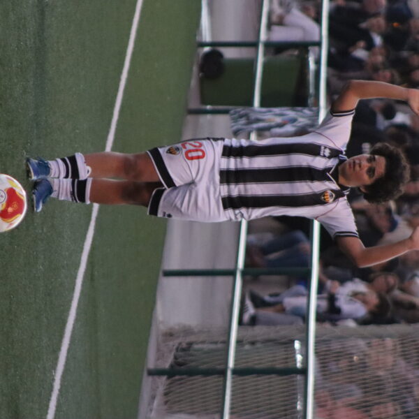 gallery-item