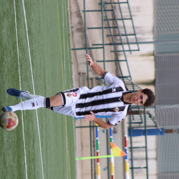 gallery-item