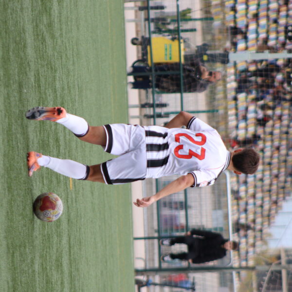 gallery-item