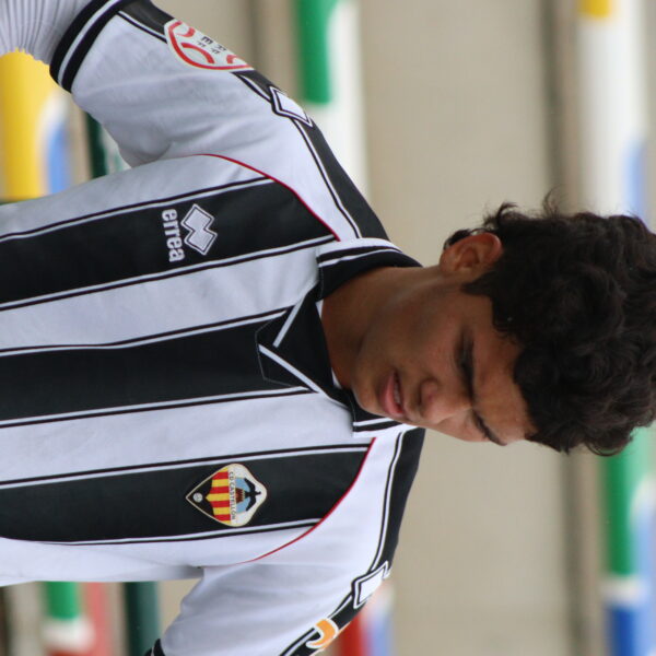 gallery-item