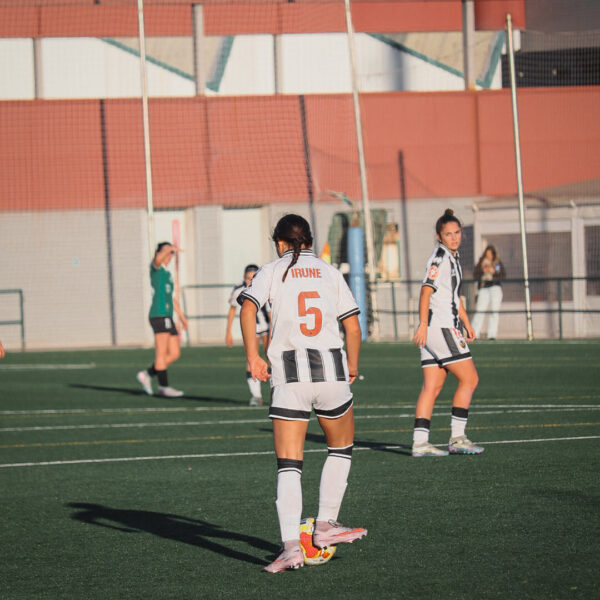 gallery-item