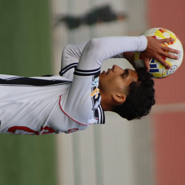 gallery-item