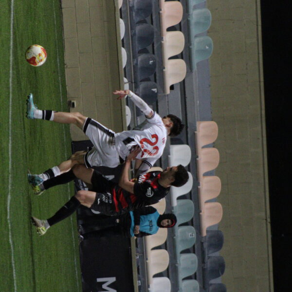 gallery-item