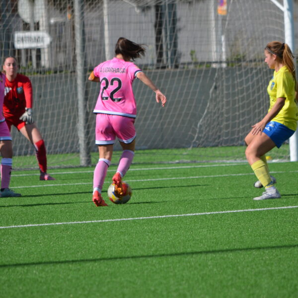 gallery-item