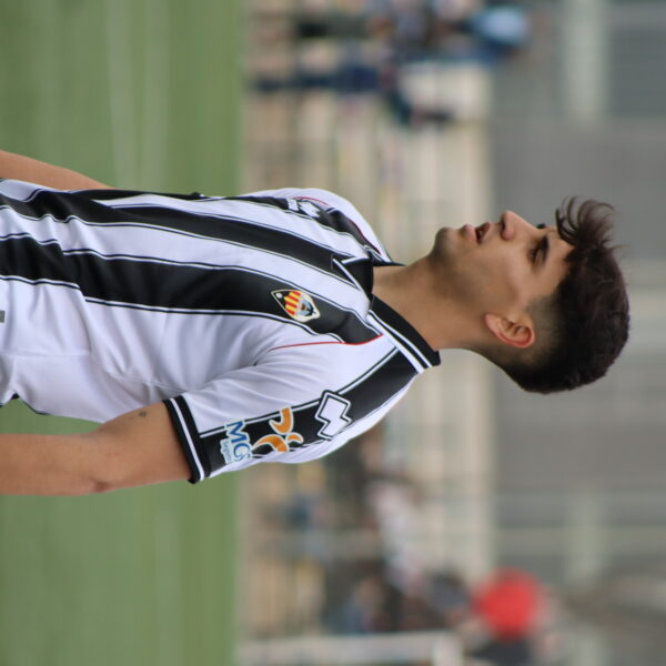 gallery-item