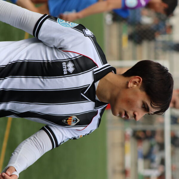 gallery-item