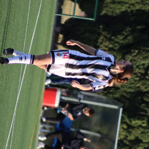 gallery-item