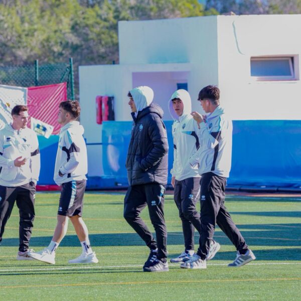 gallery-item