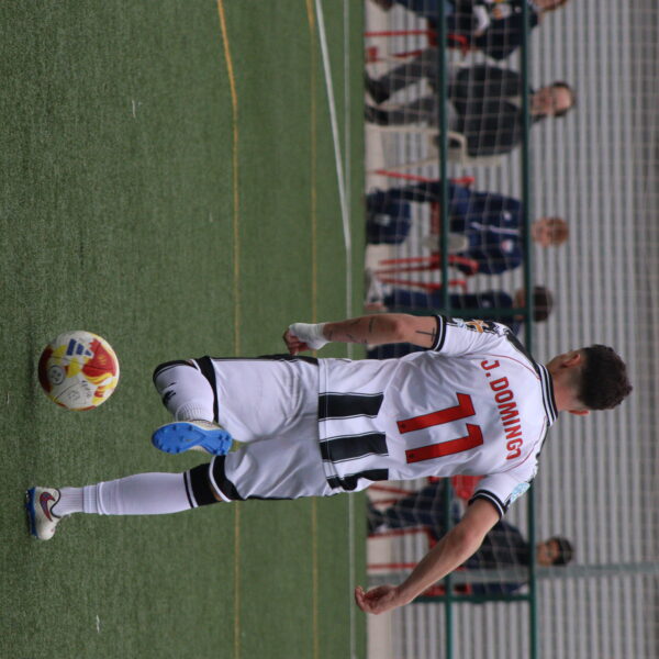 gallery-item