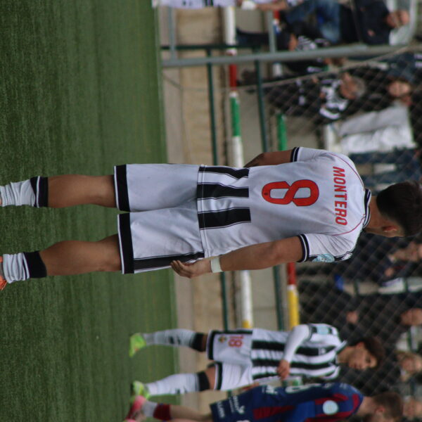 gallery-item